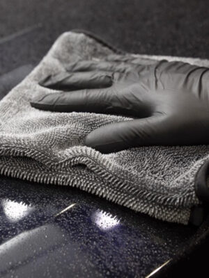 Superfine fiber 1200gsm car cleaning towel that absorbs water and cleans the vehicle