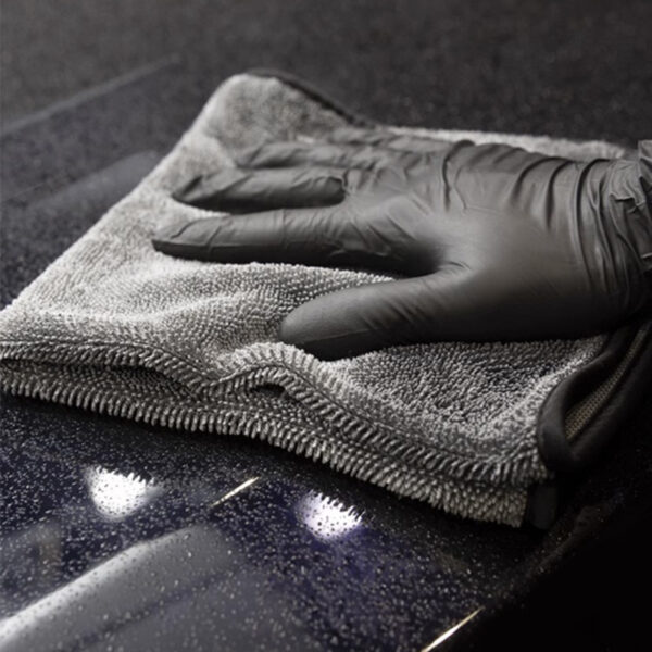 Superfine fiber 1200gsm car cleaning towel that absorbs water and cleans the vehicle